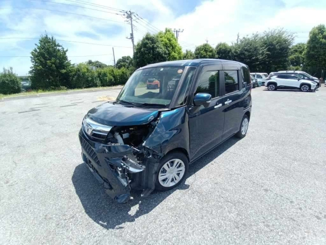 TOYOTA ROOMY 2023