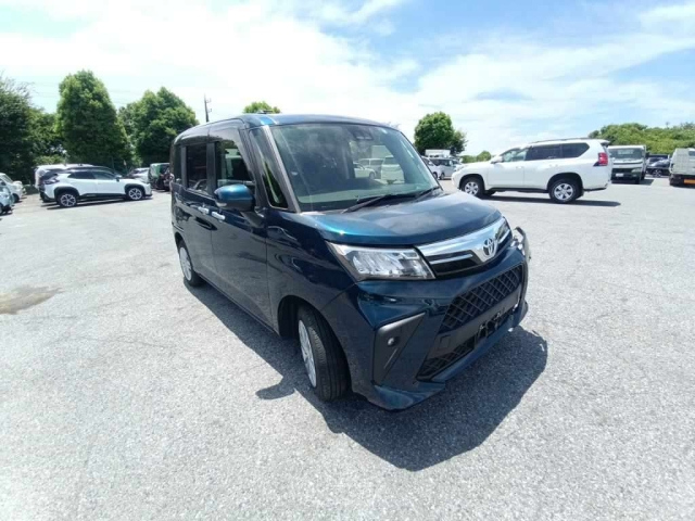 TOYOTA ROOMY 2023