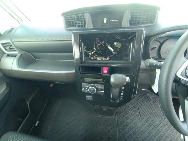 TOYOTA ROOMY 2023