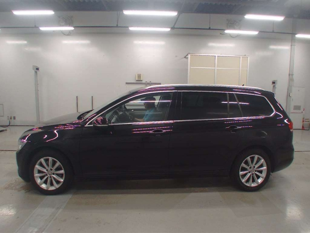VOLKSWAGEN PASSAT VARIANT 2016