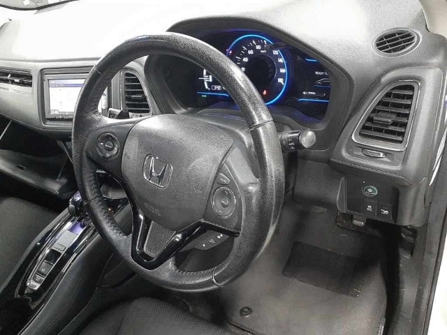 HONDA VEZEL 2014