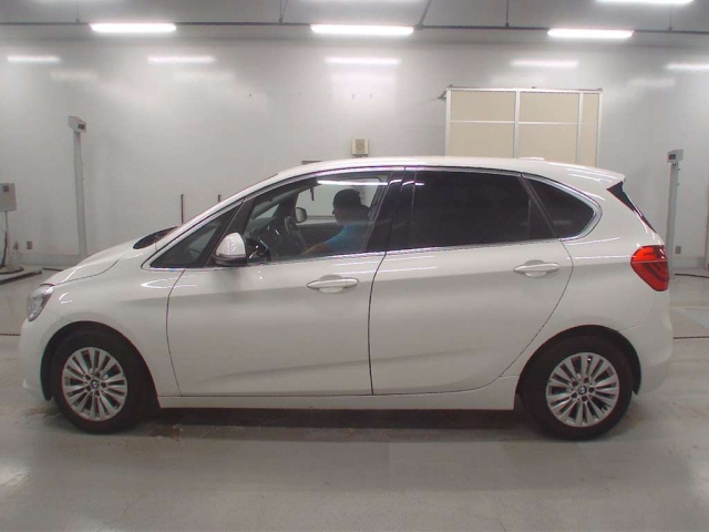 BMW 2 SERIES 2015