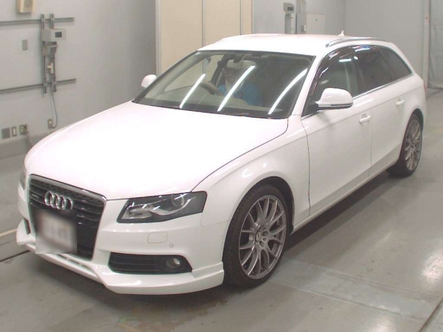 AUDI A4 2008