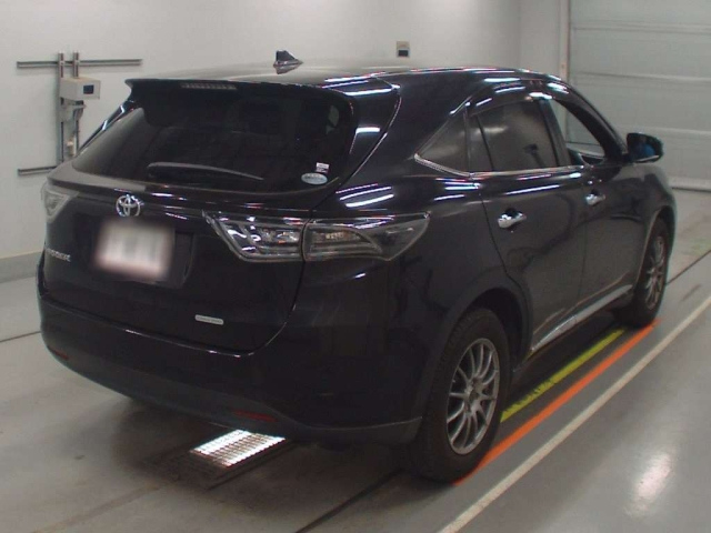 TOYOTA HARRIER 2014