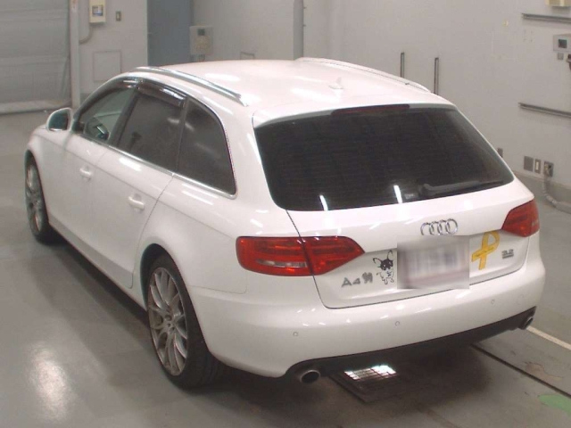 AUDI A4 2008