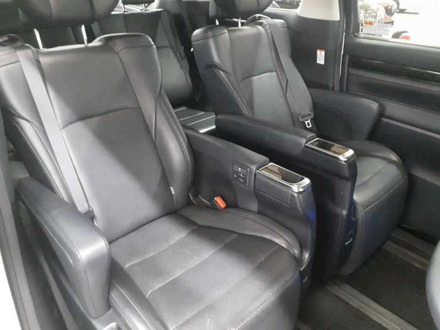TOYOTA ALPHARD 2019