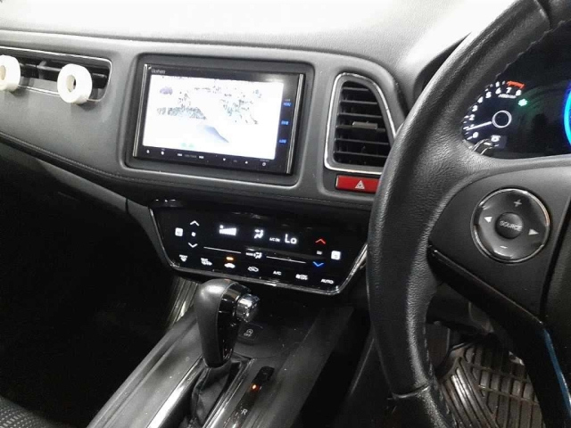 HONDA VEZEL 2014