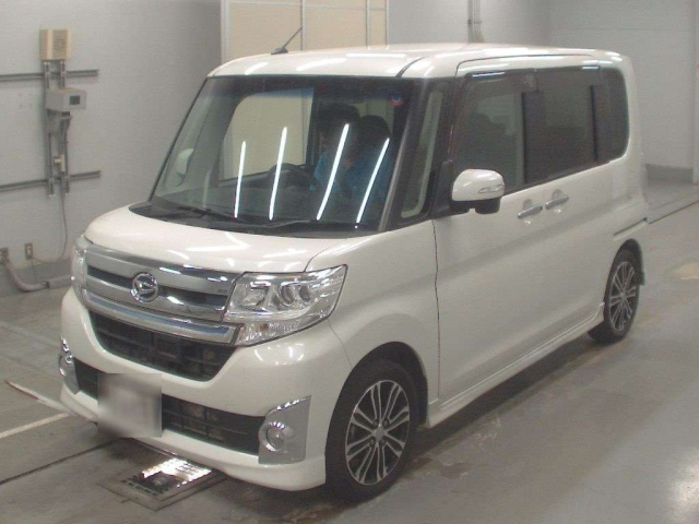 DAIHATSU TANTO 2014