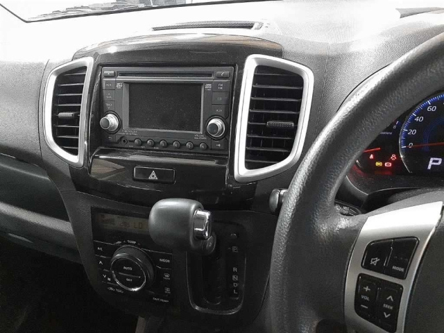 SUZUKI SOLIO 2012