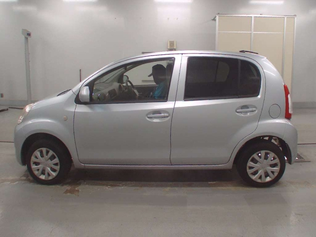 TOYOTA PASSO 2015