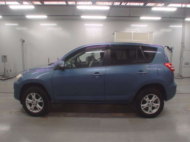 TOYOTA RAV4 2010