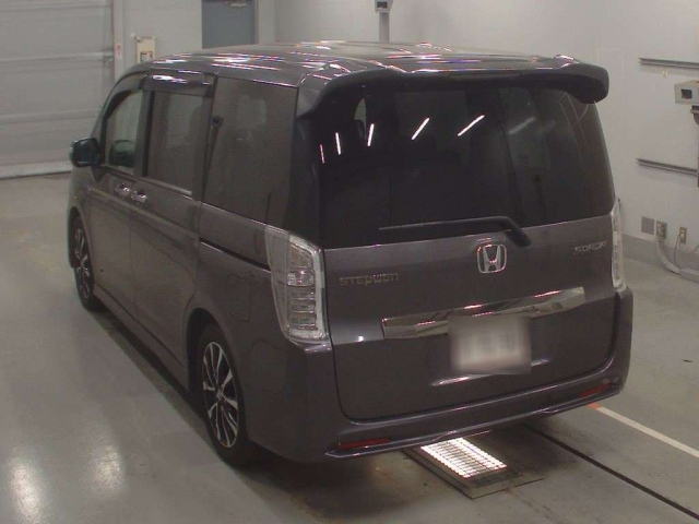 HONDA STEP WAGON 2014