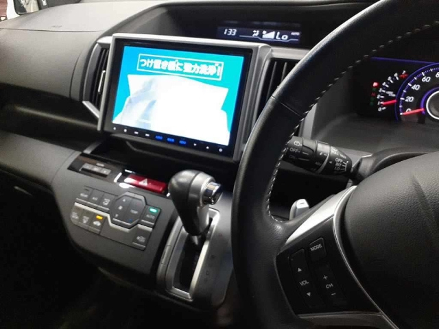 HONDA STEP WAGON 2014