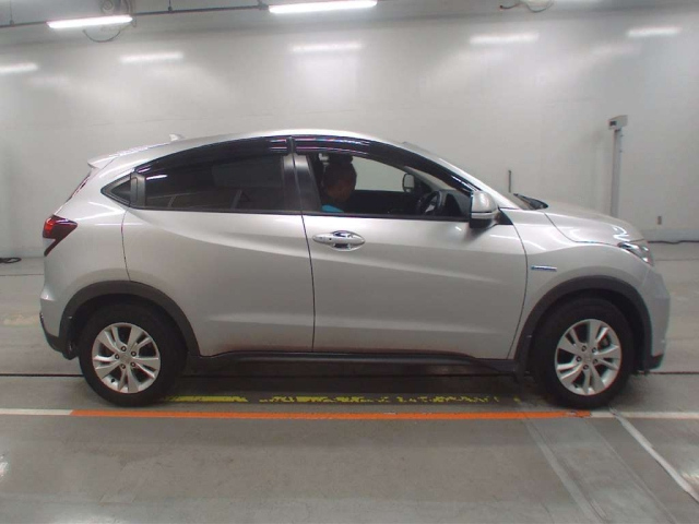 HONDA VEZEL 2014