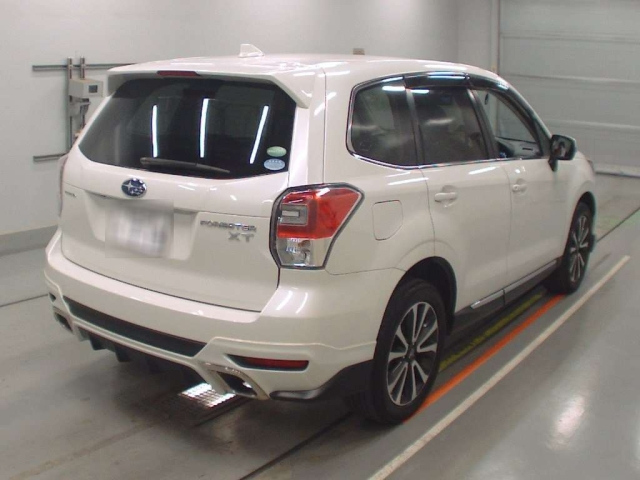 SUBARU FORESTER 2016