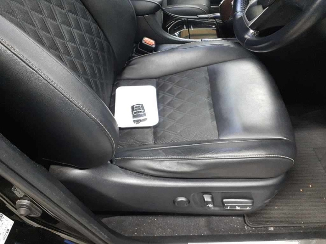 TOYOTA HARRIER 2014