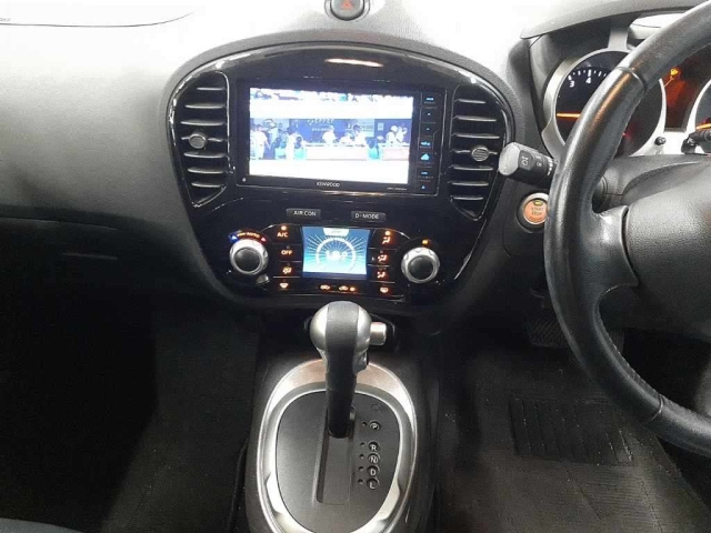 NISSAN JUKE 2016