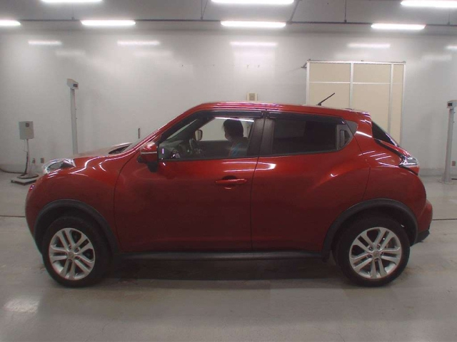 NISSAN JUKE 2016
