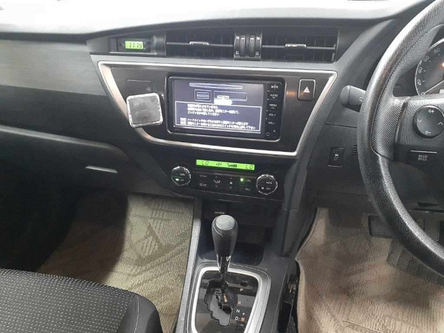 TOYOTA AURIS 2014