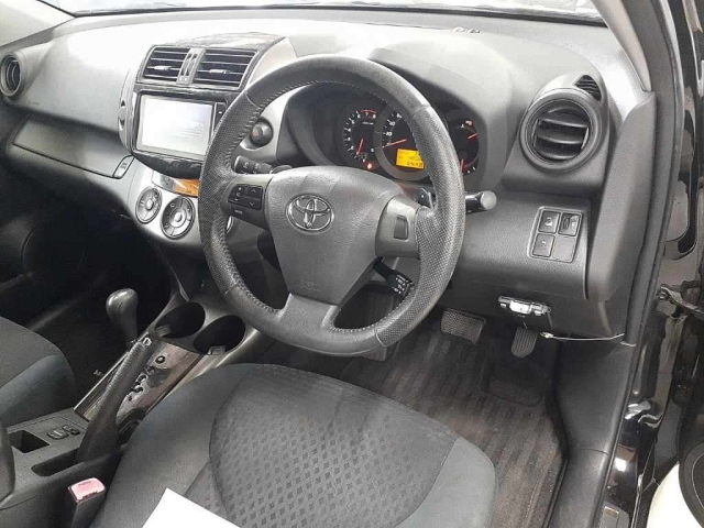 TOYOTA VANGUARD 2012