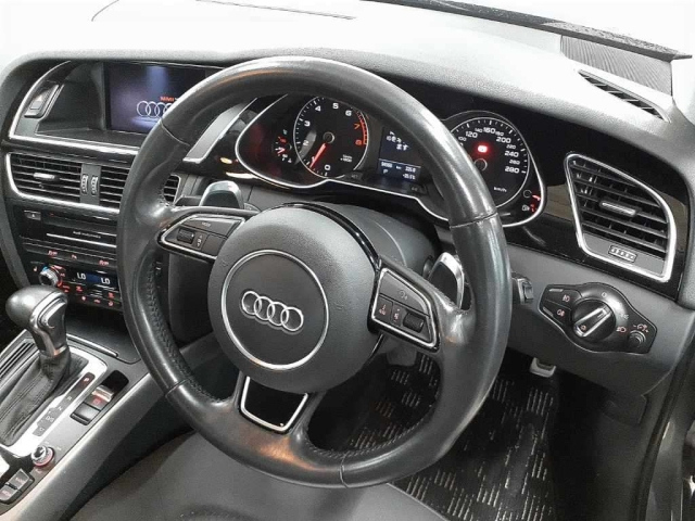 AUDI A4 2014