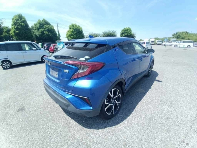 TOYOTA C-HR 2019