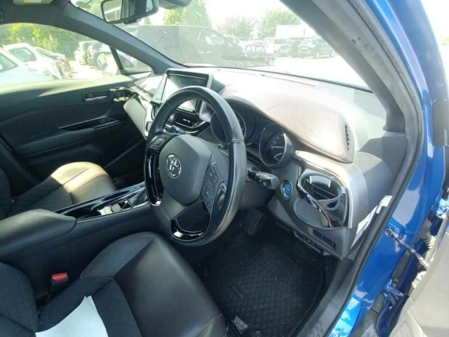 TOYOTA C-HR 2019