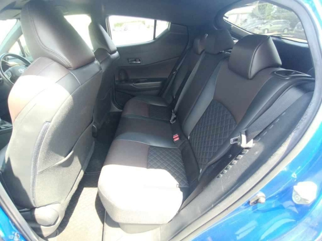 TOYOTA C-HR 2019