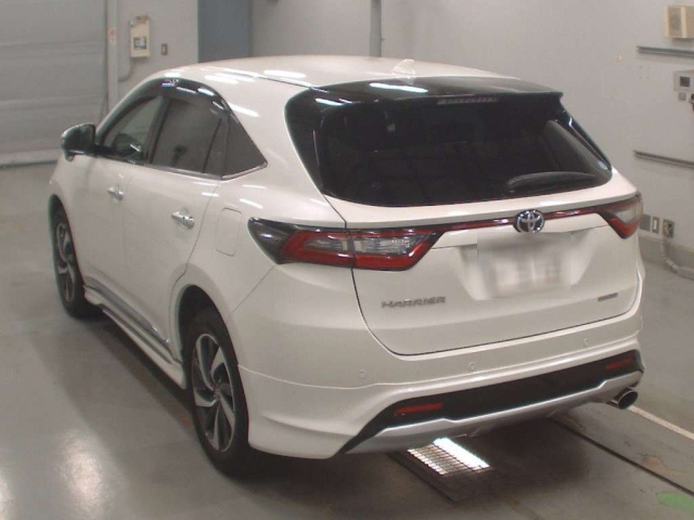 TOYOTA HARRIER 2018