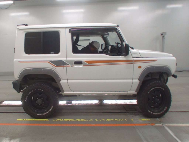 SUZUKI JIMNY 2020