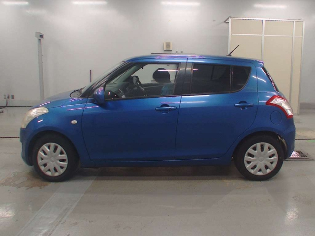 SUZUKI SWIFT 2010