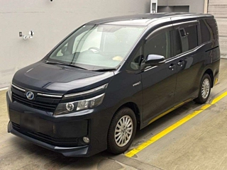 TOYOTA VOXY 2014