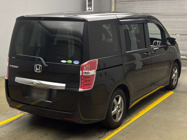 HONDA STEP WAGON 2014