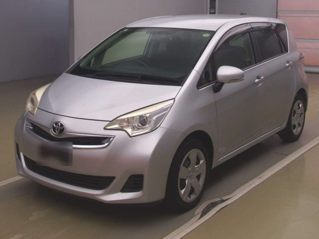 TOYOTA RACTIS 2014