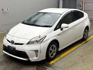 TOYOTA PRIUS 2013