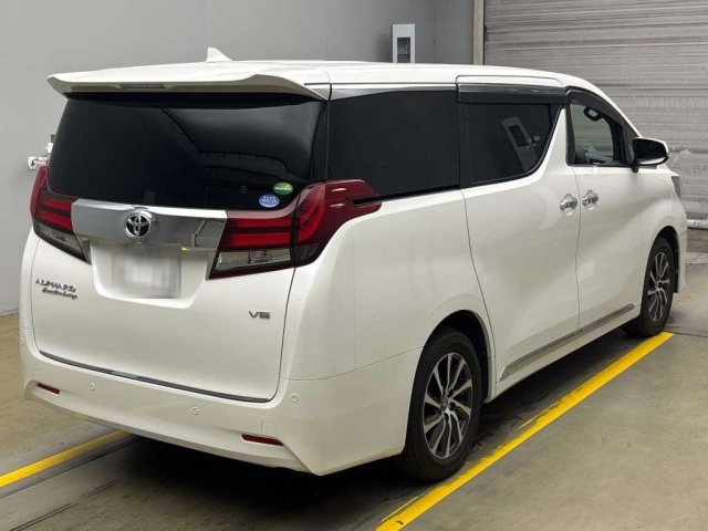 TOYOTA ALPHARD 2015