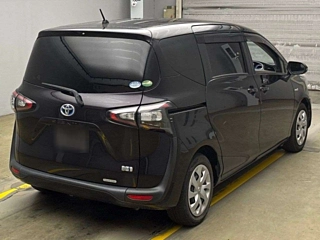 TOYOTA SIENTA 2018