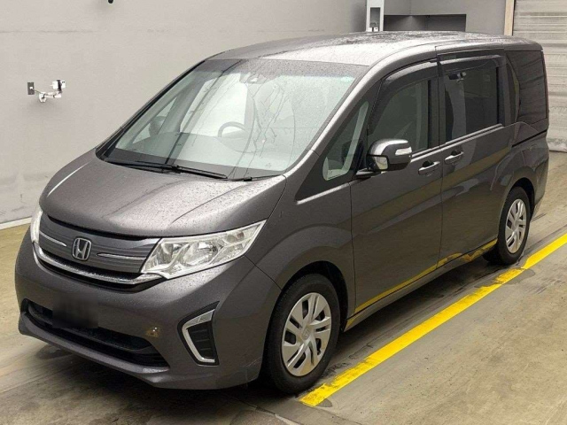 HONDA STEP WAGON 2016