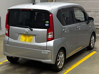 DAIHATSU MOVE 2015