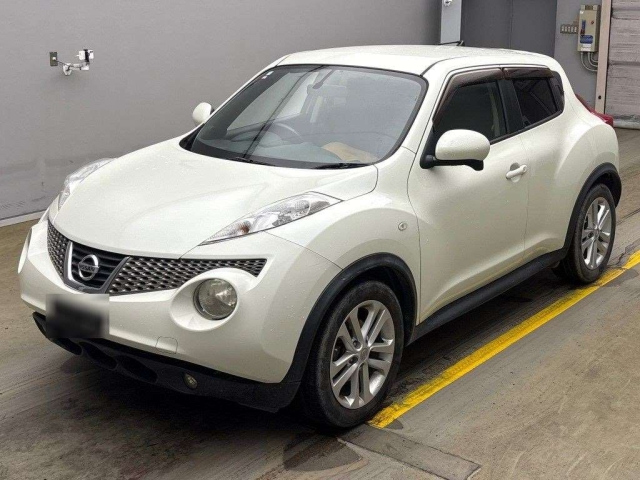 NISSAN JUKE 2011