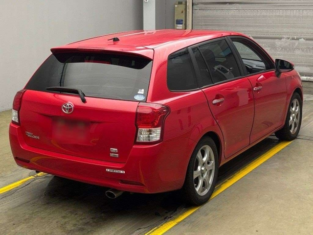 TOYOTA COROLLA FIELDER 2013