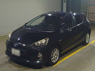 TOYOTA AQUA 2012