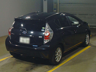 TOYOTA AQUA 2012
