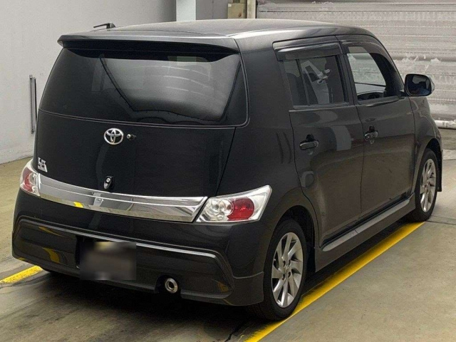 TOYOTA BB 2016