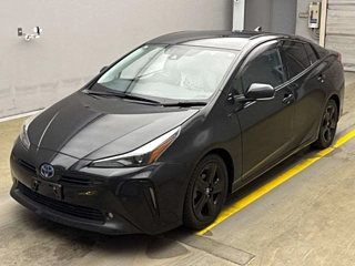 TOYOTA PRIUS 2021