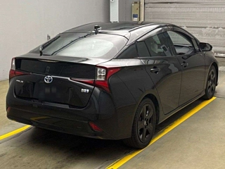 TOYOTA PRIUS 2021