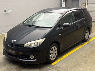 TOYOTA WISH 2010