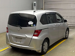 HONDA FREED 2009