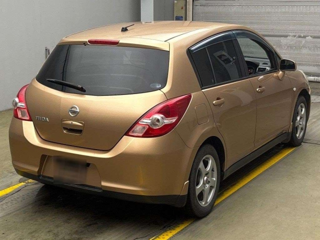 NISSAN TIIDA 2008