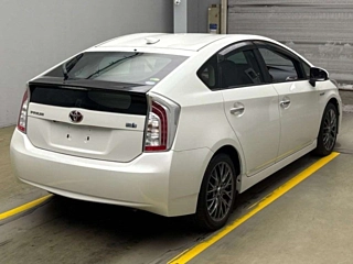 TOYOTA PRIUS 2014